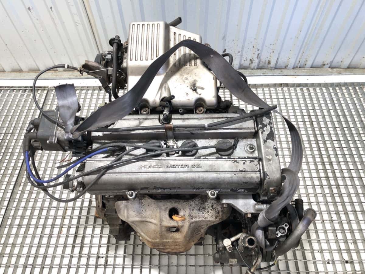 Moteur B20Z1 vue 2