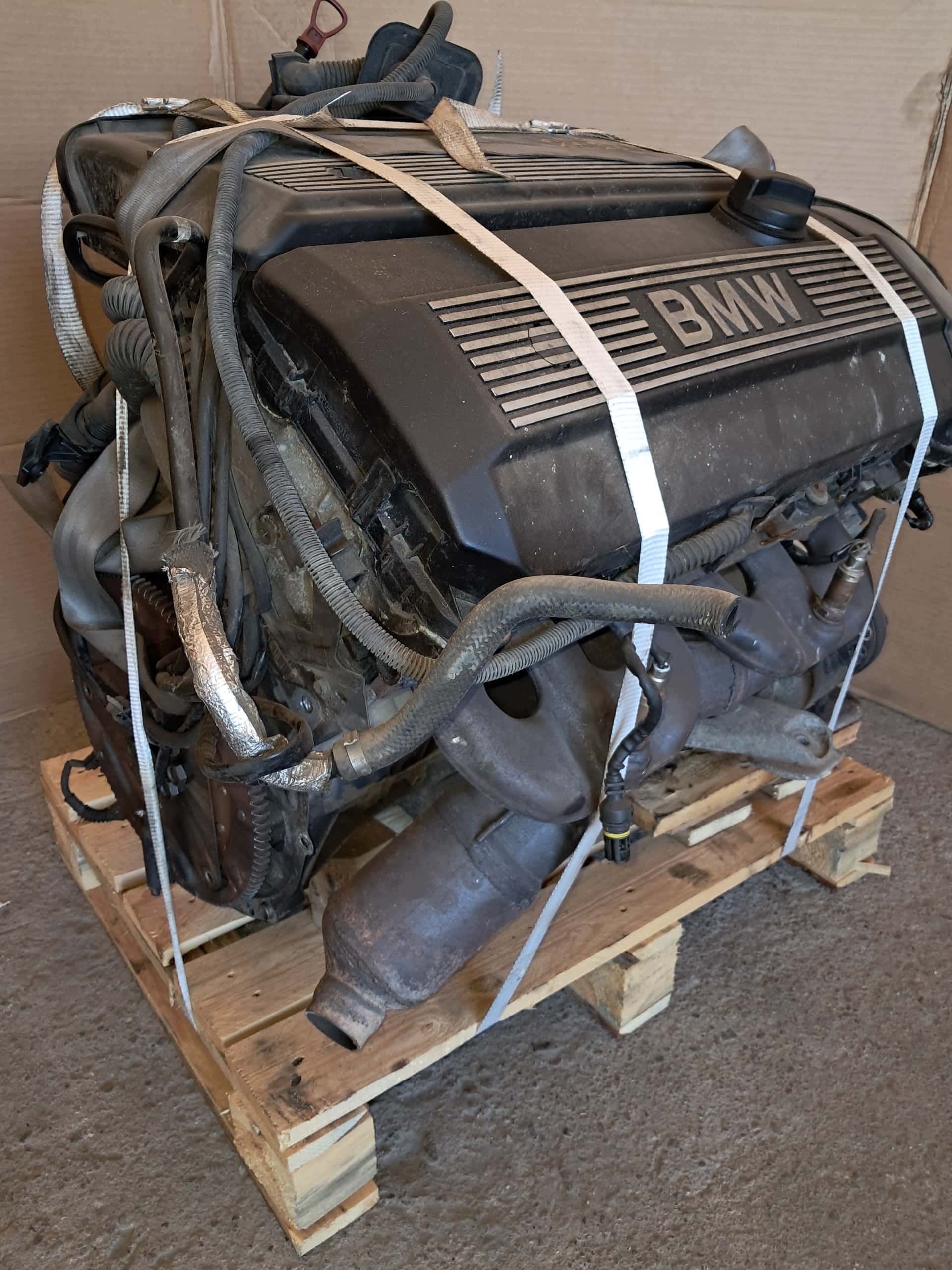 Moteur M54 B30 (306S3) vue 7