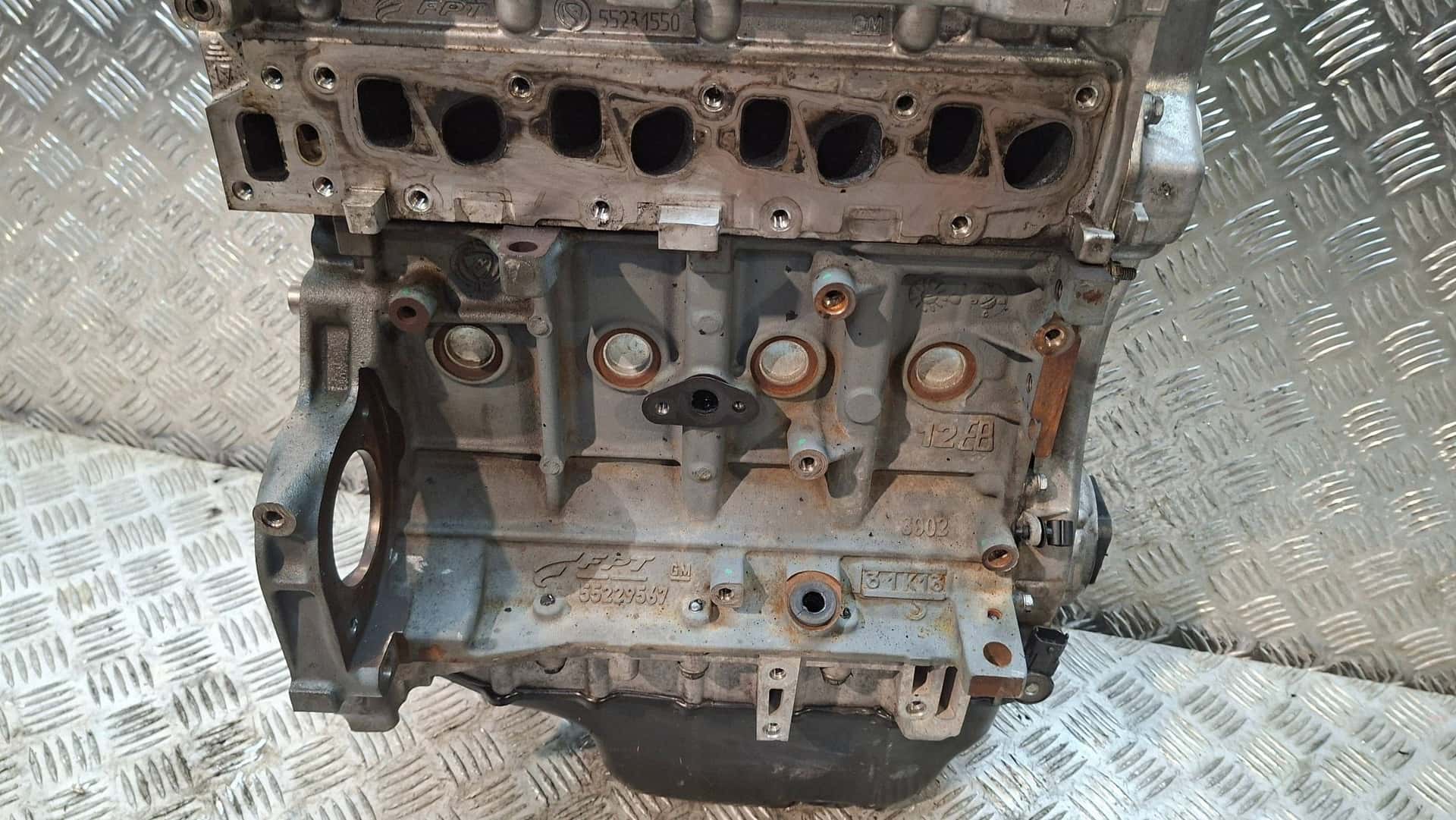 Moteur 199 B4.000 vue 10