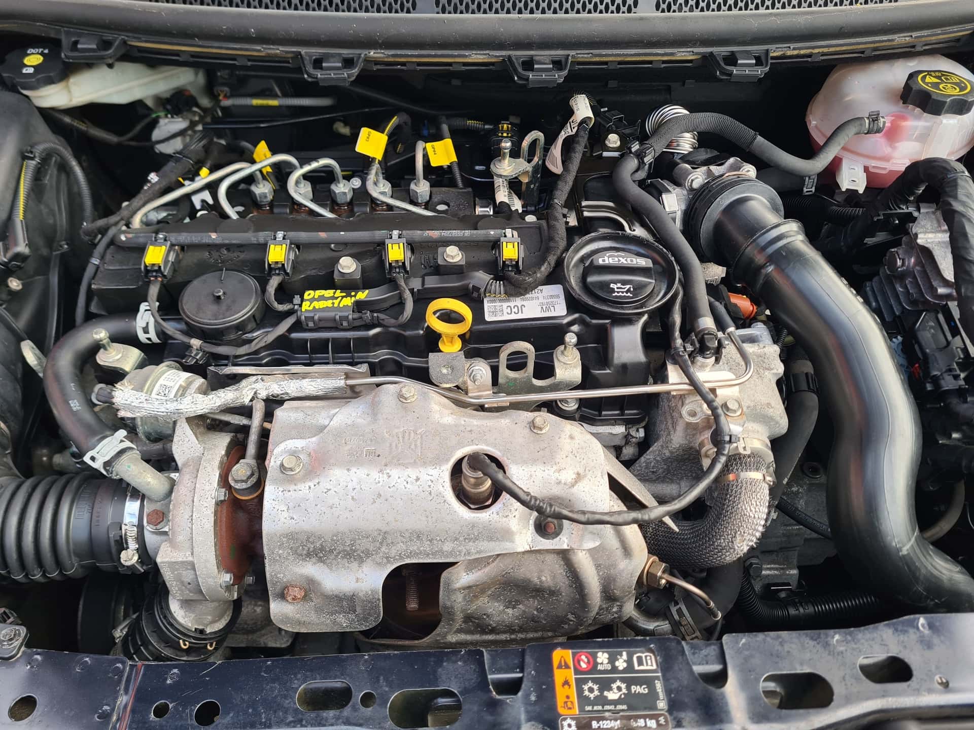 Moteur B 16 DTU vue 2