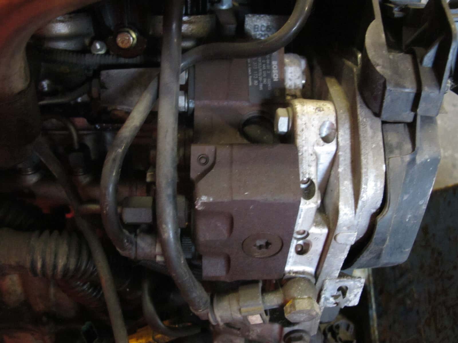 Moteur 8HX (DV4TD) vue 4