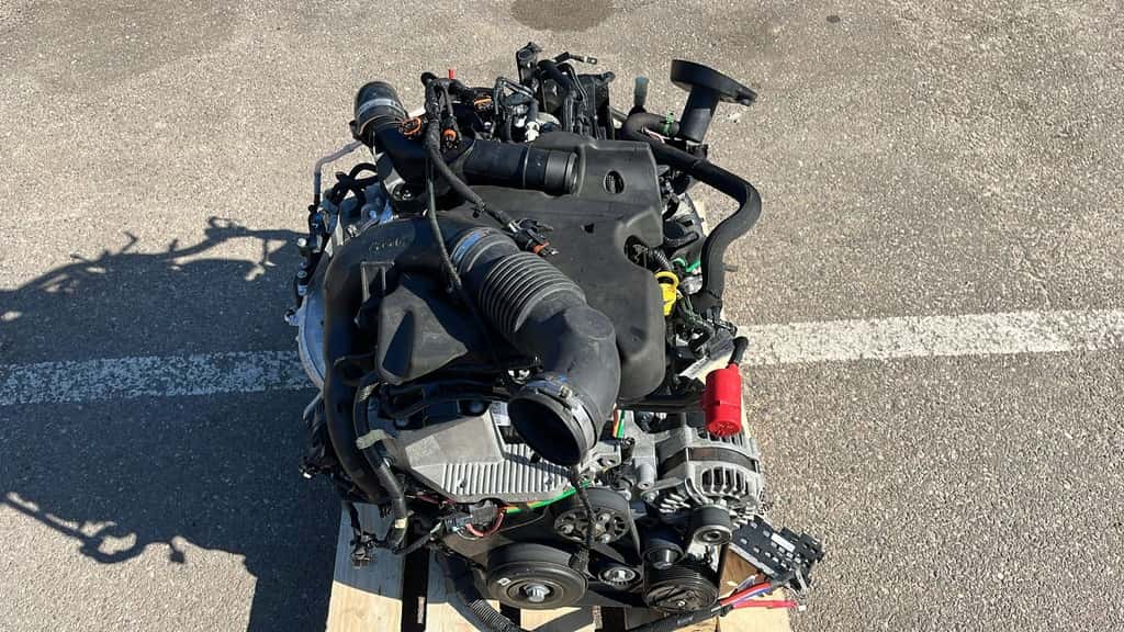 Moteur M9T 716 vue 2