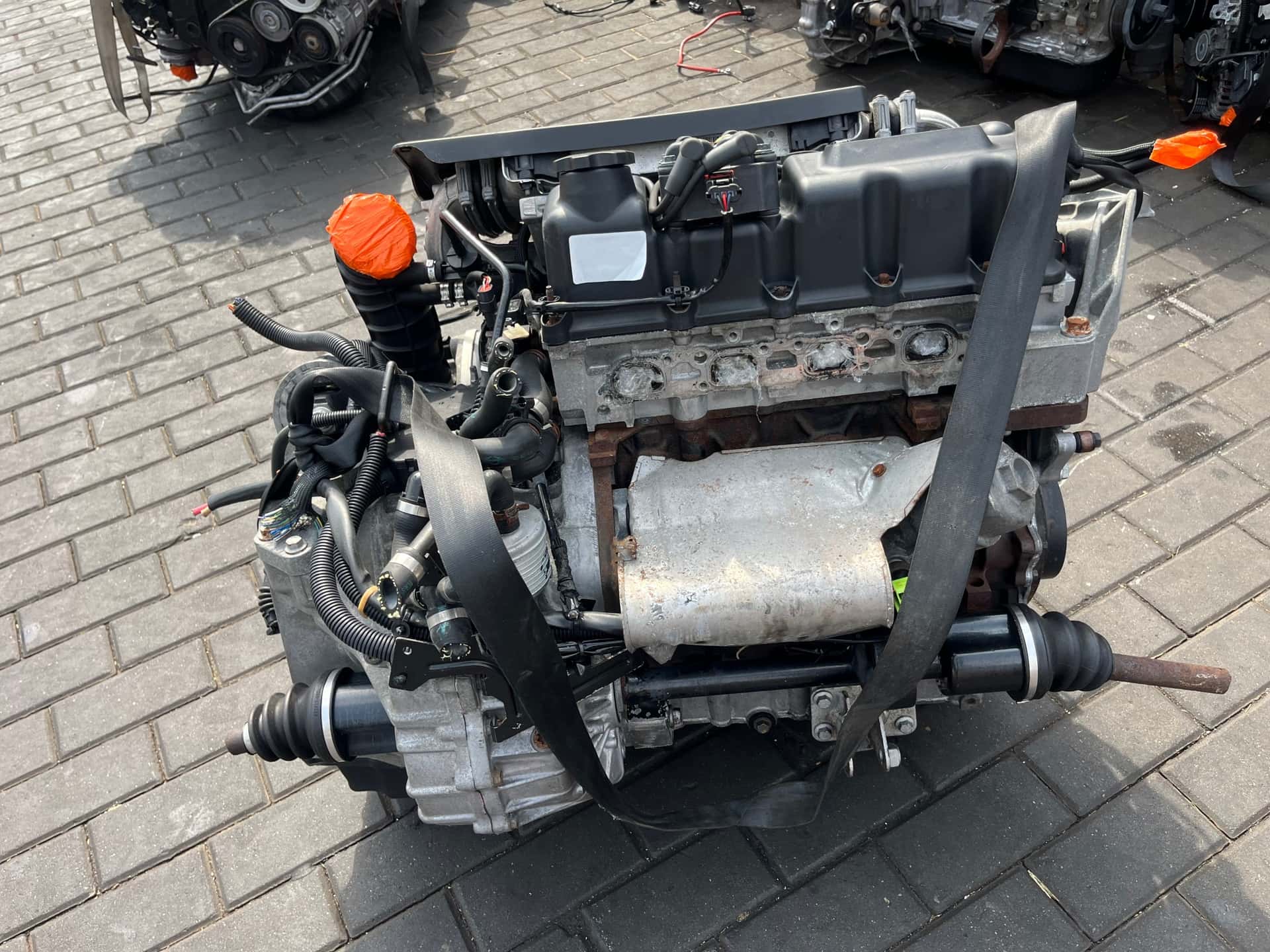 Moteur N14 B16 A vue 2