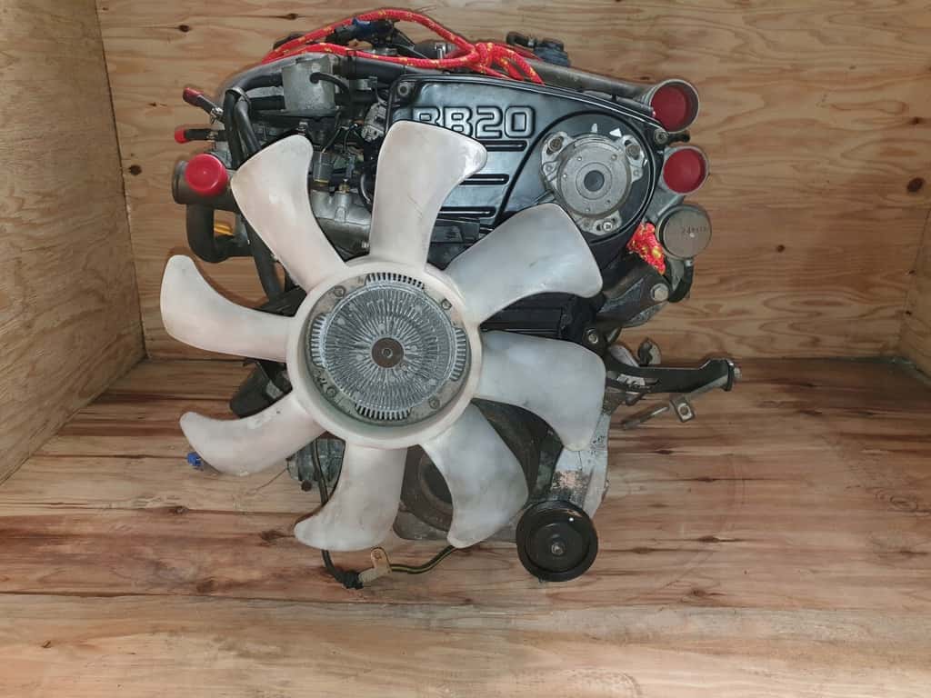 Moteur RB20DE vue 3