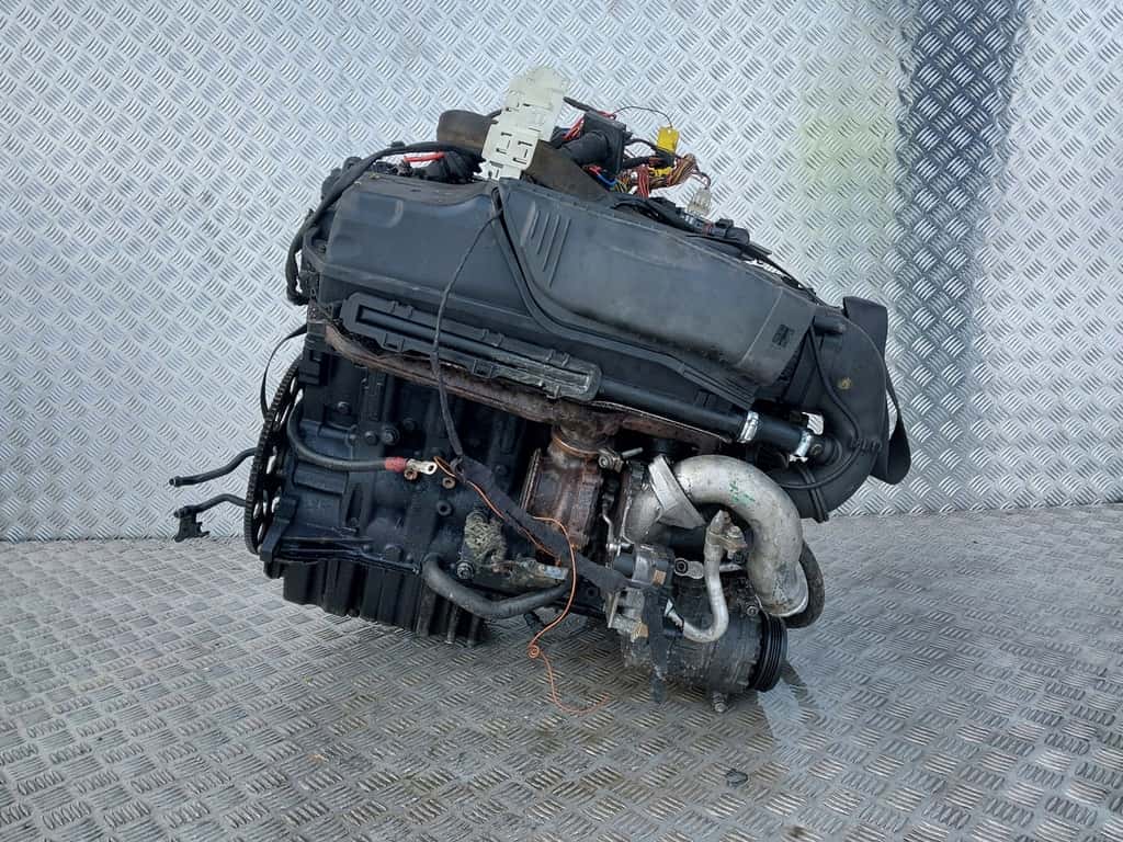 Moteur 306D2 vue 2