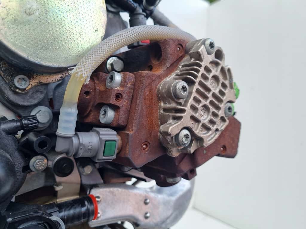 Moteur M9R 845 vue 6