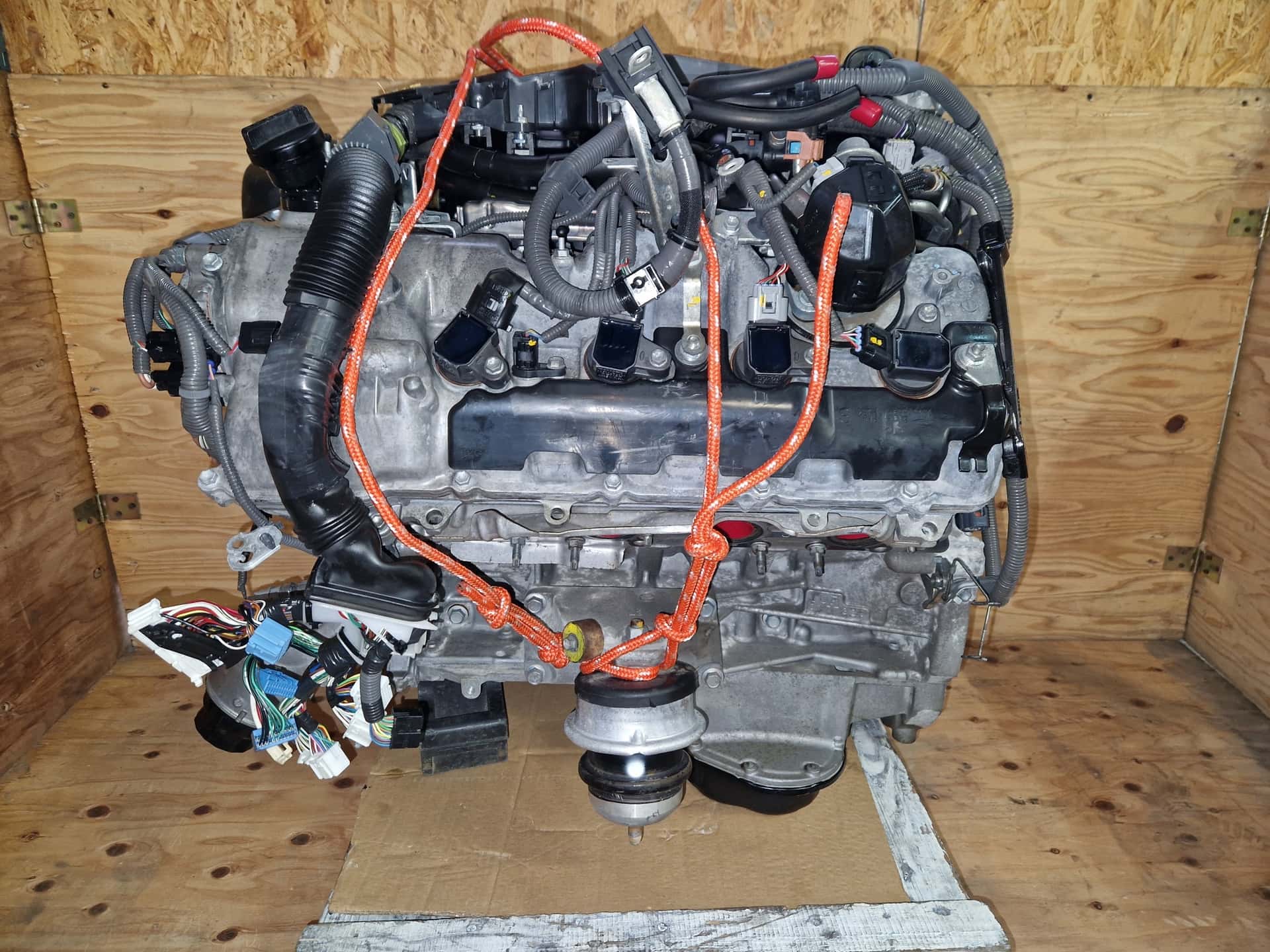 Moteur 1UR-FE vue 6
