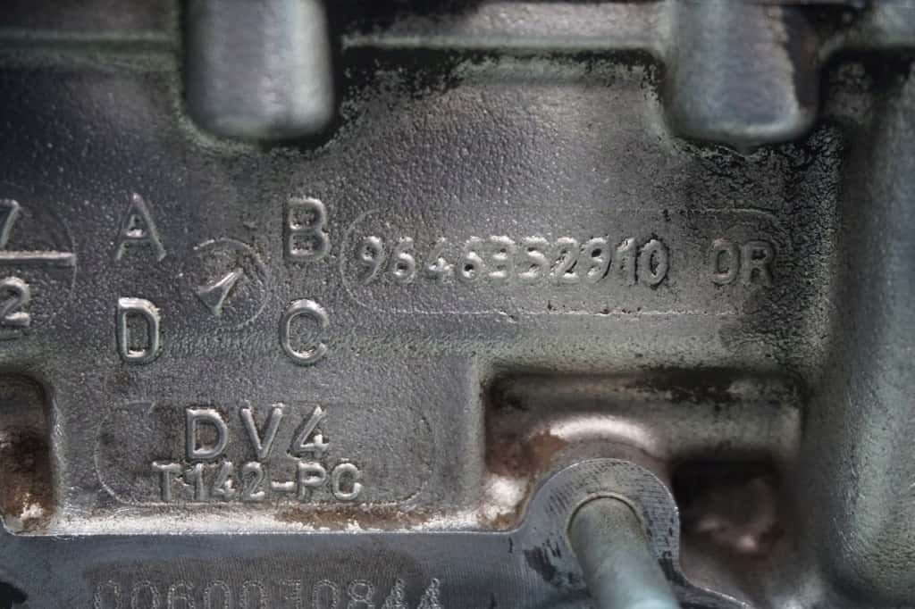 Moteur 8HY (DV4TED4) vue 4