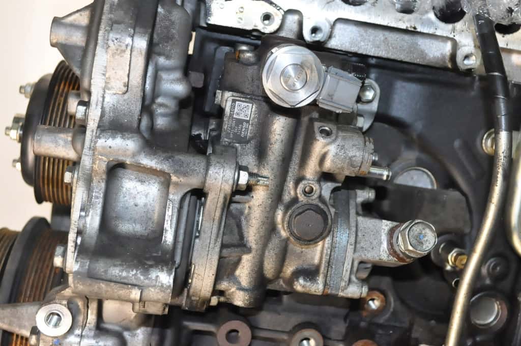 Moteur 2GD-FTV vue 2
