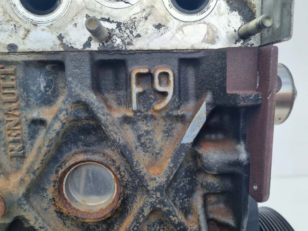 Moteur F9Q 800 vue 5