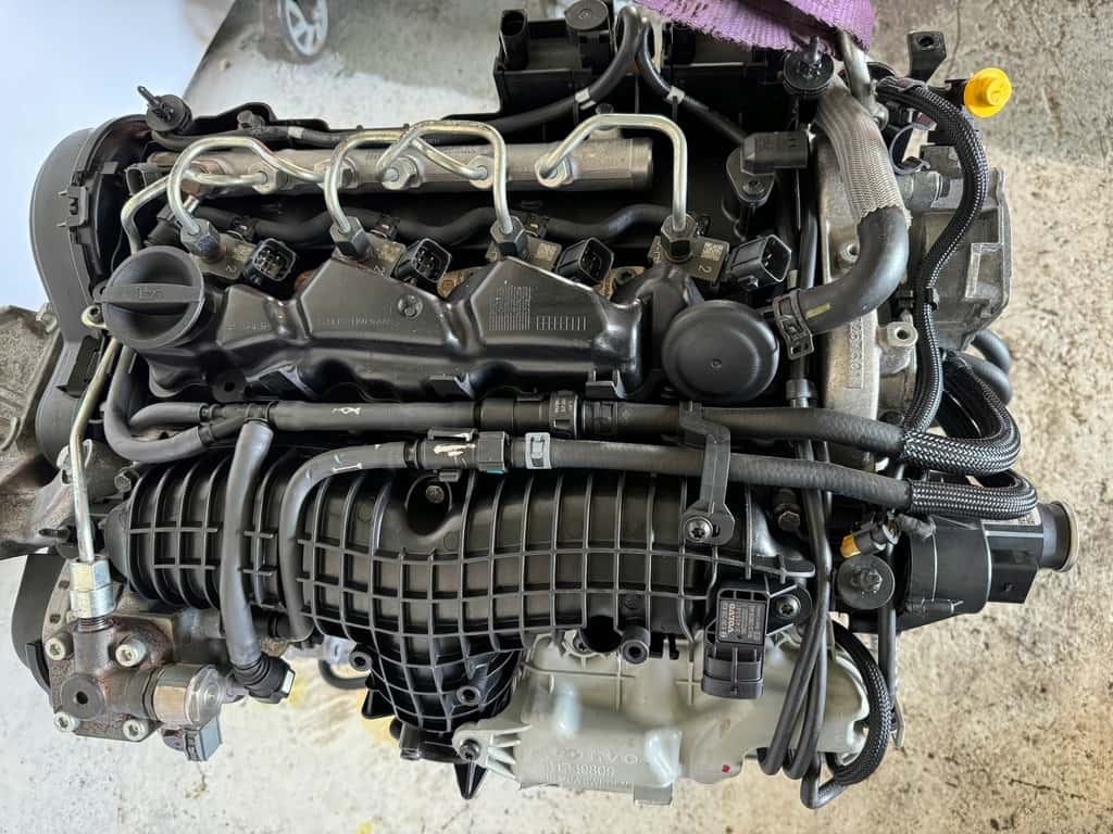Moteur D 4204 T14 vue 3