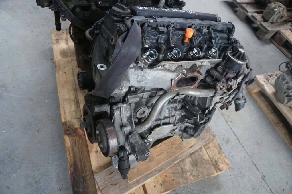 Moteur R18A2 vue 2