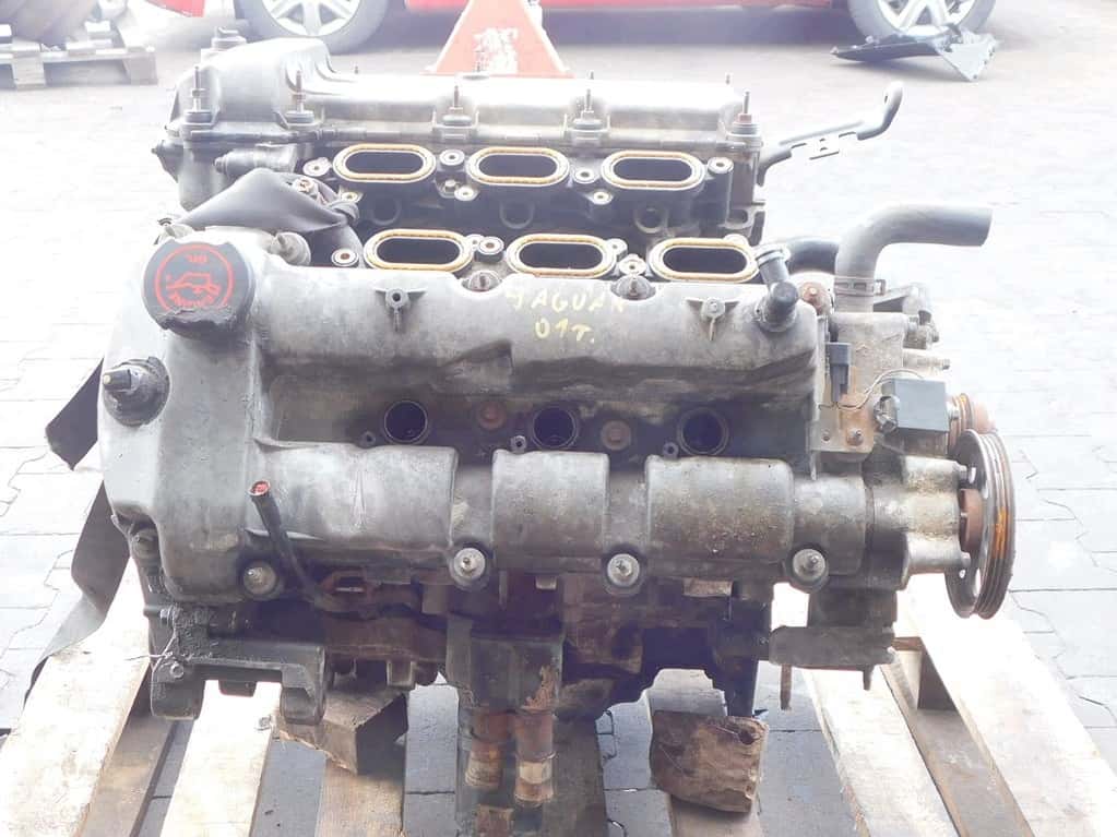 Moteur XB (AJ-V6) vue 5
