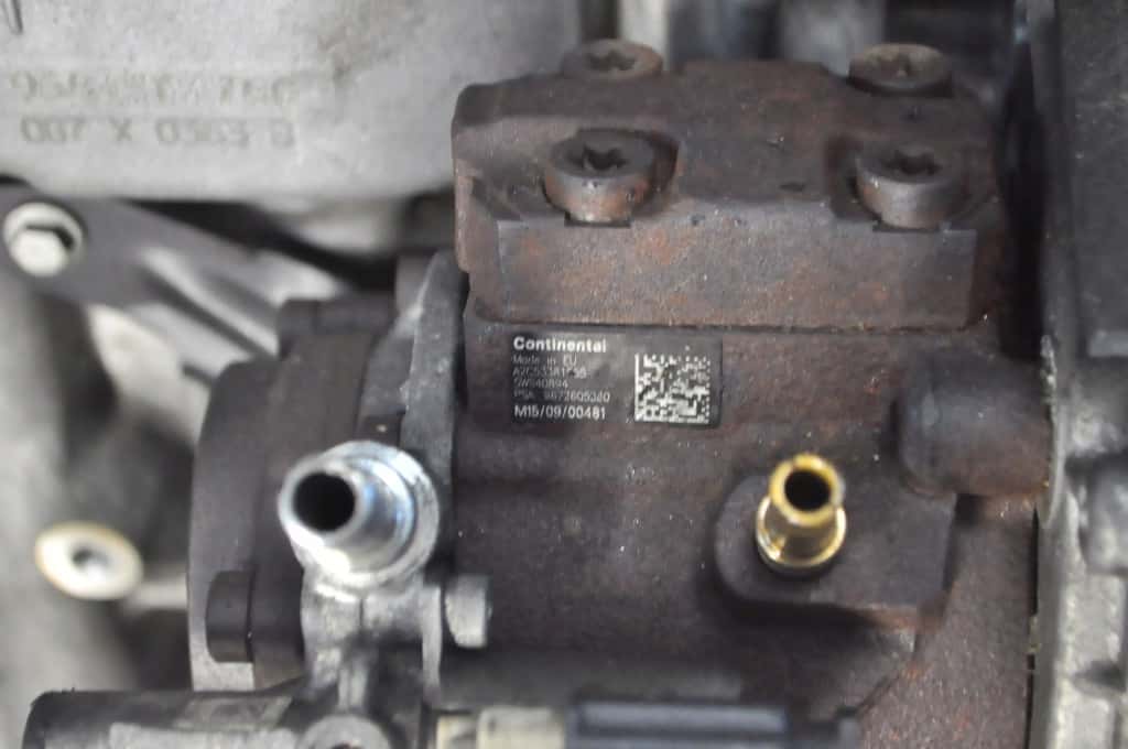 Moteur 9HC (DV6C) vue 3
