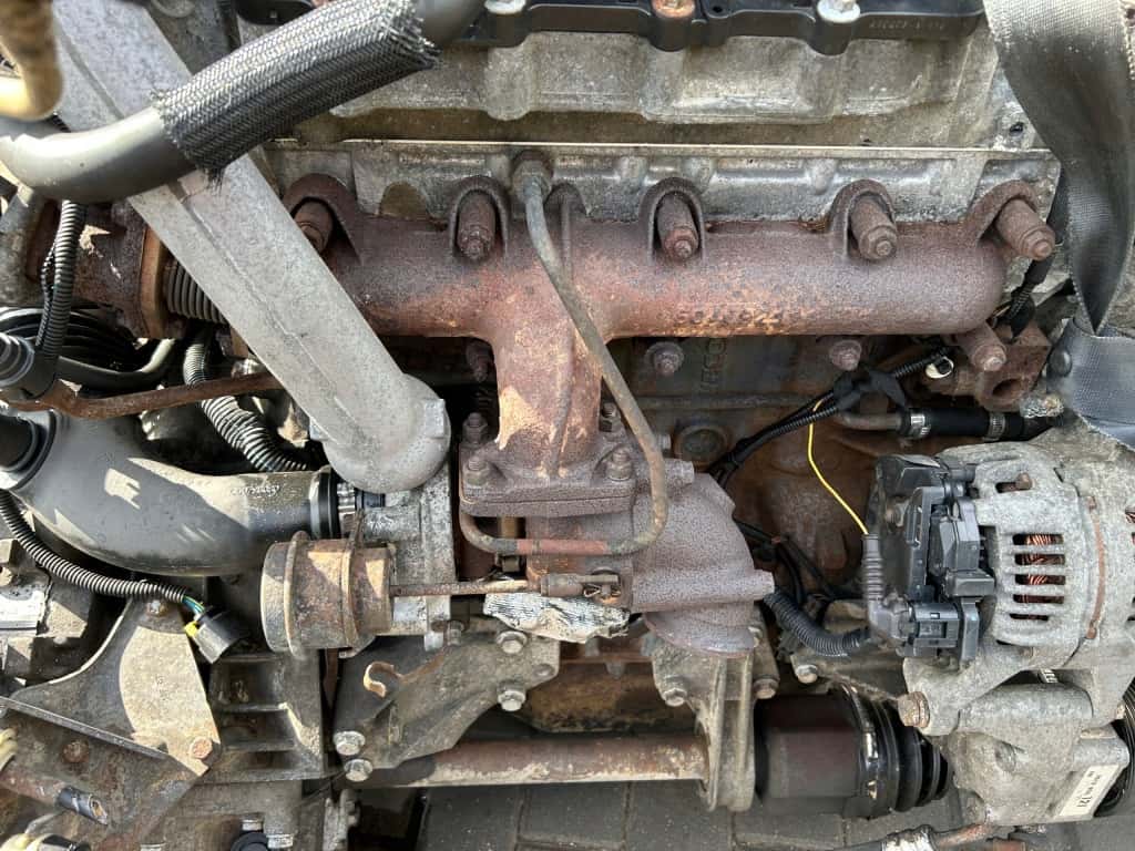 Moteur F1AE0481D vue 3