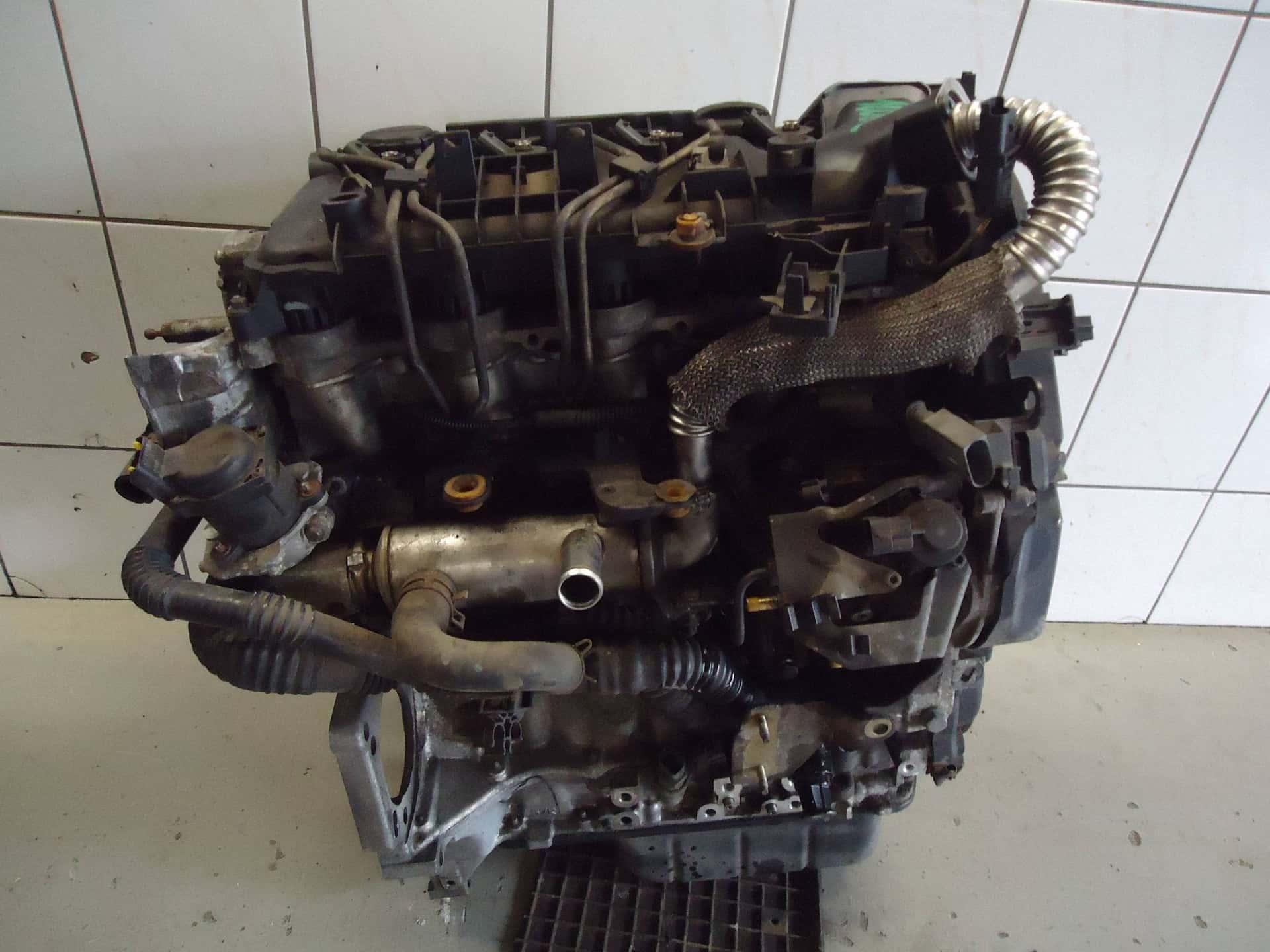 Moteur 9HV (DV6TED4B) vue 2
