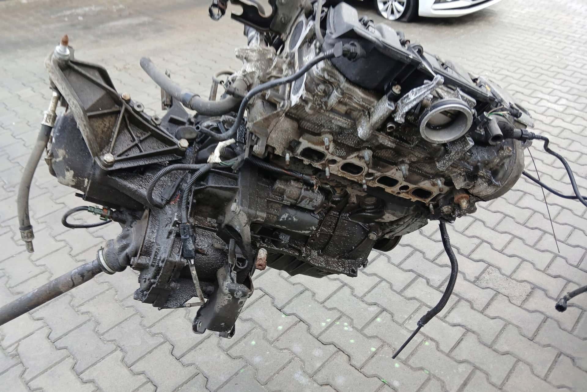 Moteur F4R 790 vue 3