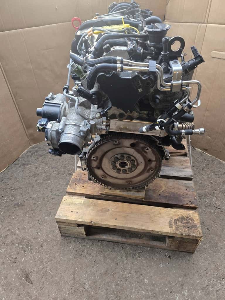 Moteur D 5244 T8 vue 3