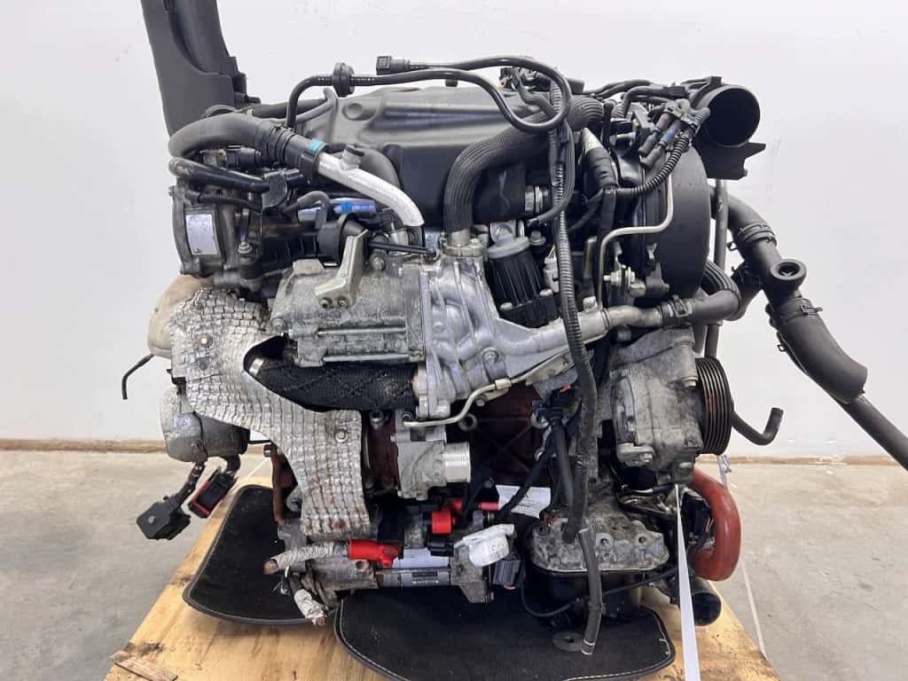Moteur 306DT(AJTDV6) vue 4