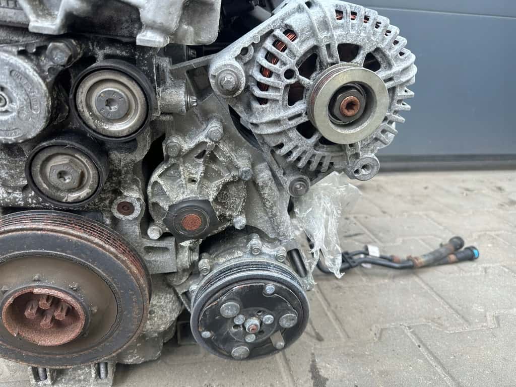 Moteur N47 C16 A vue 3