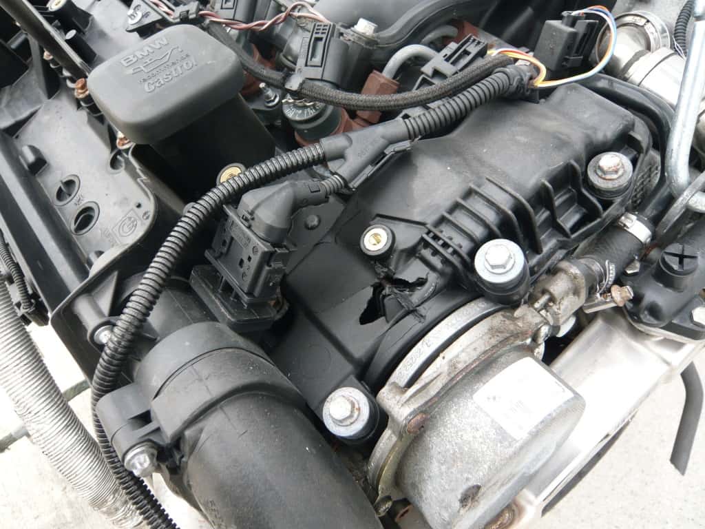 Moteur 306D3 vue 2