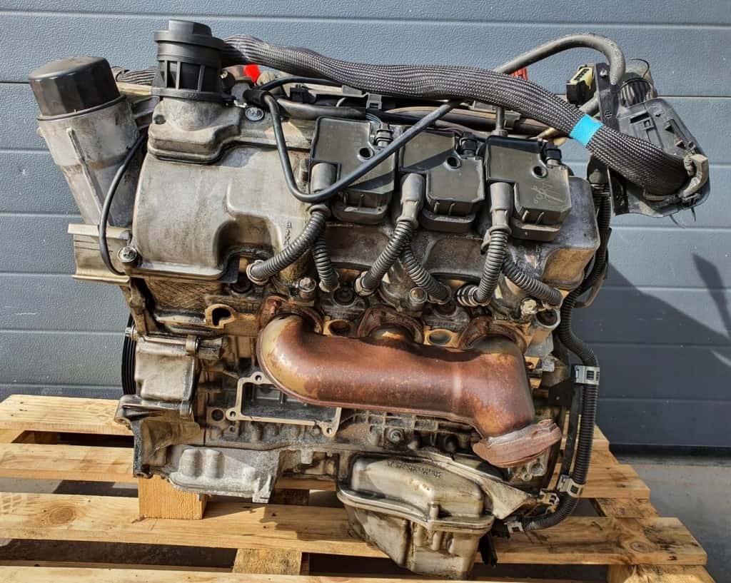Moteur M 112.973 vue 2