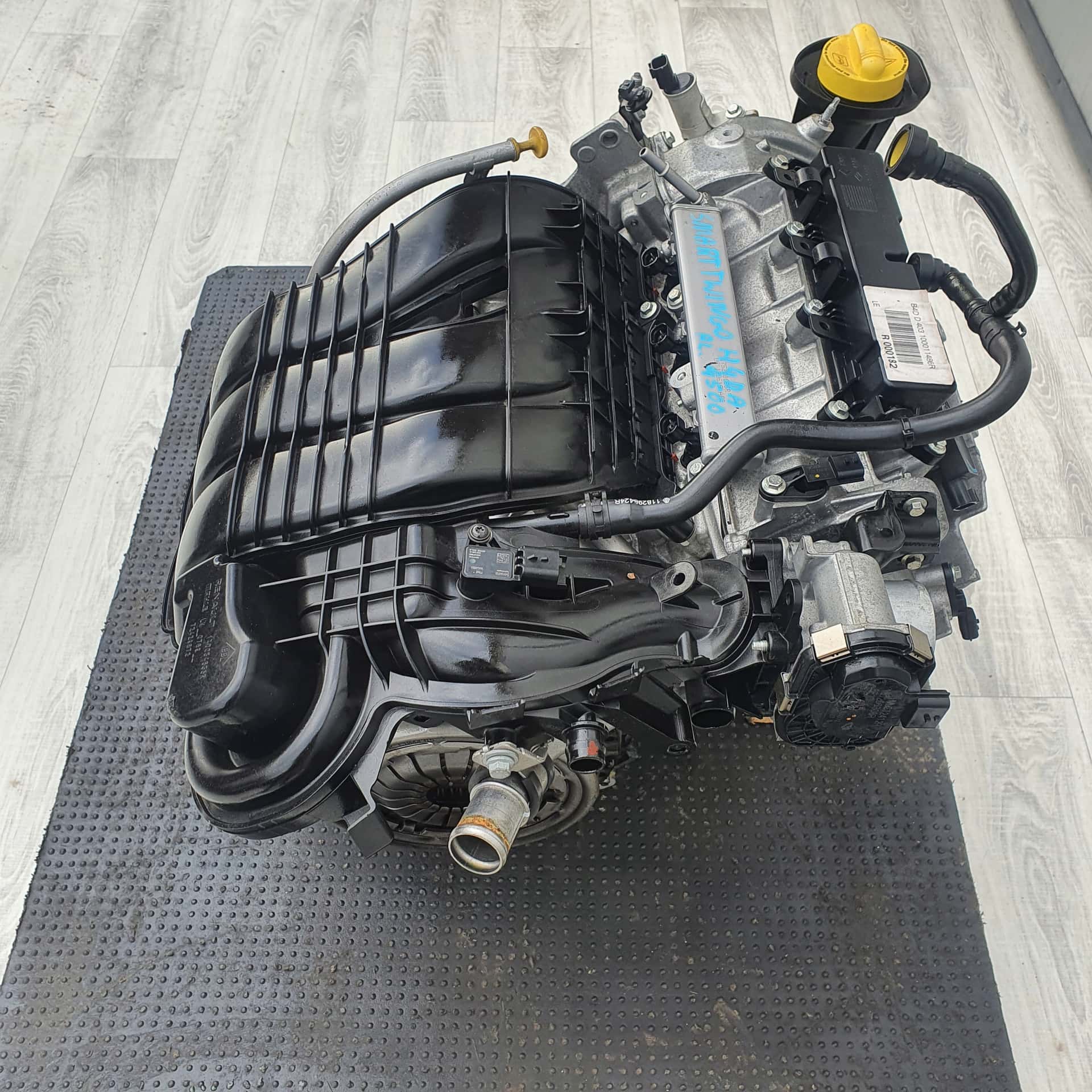 Moteur B4D 403 vue 2