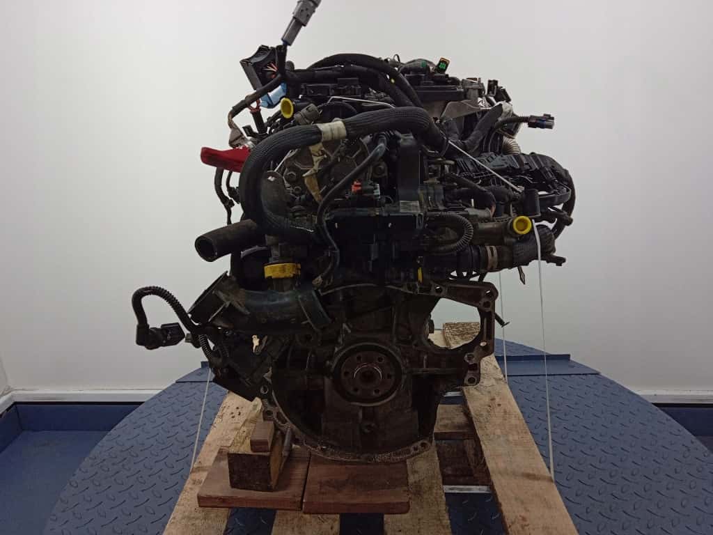 Moteur 8HP (DV4C) vue 2