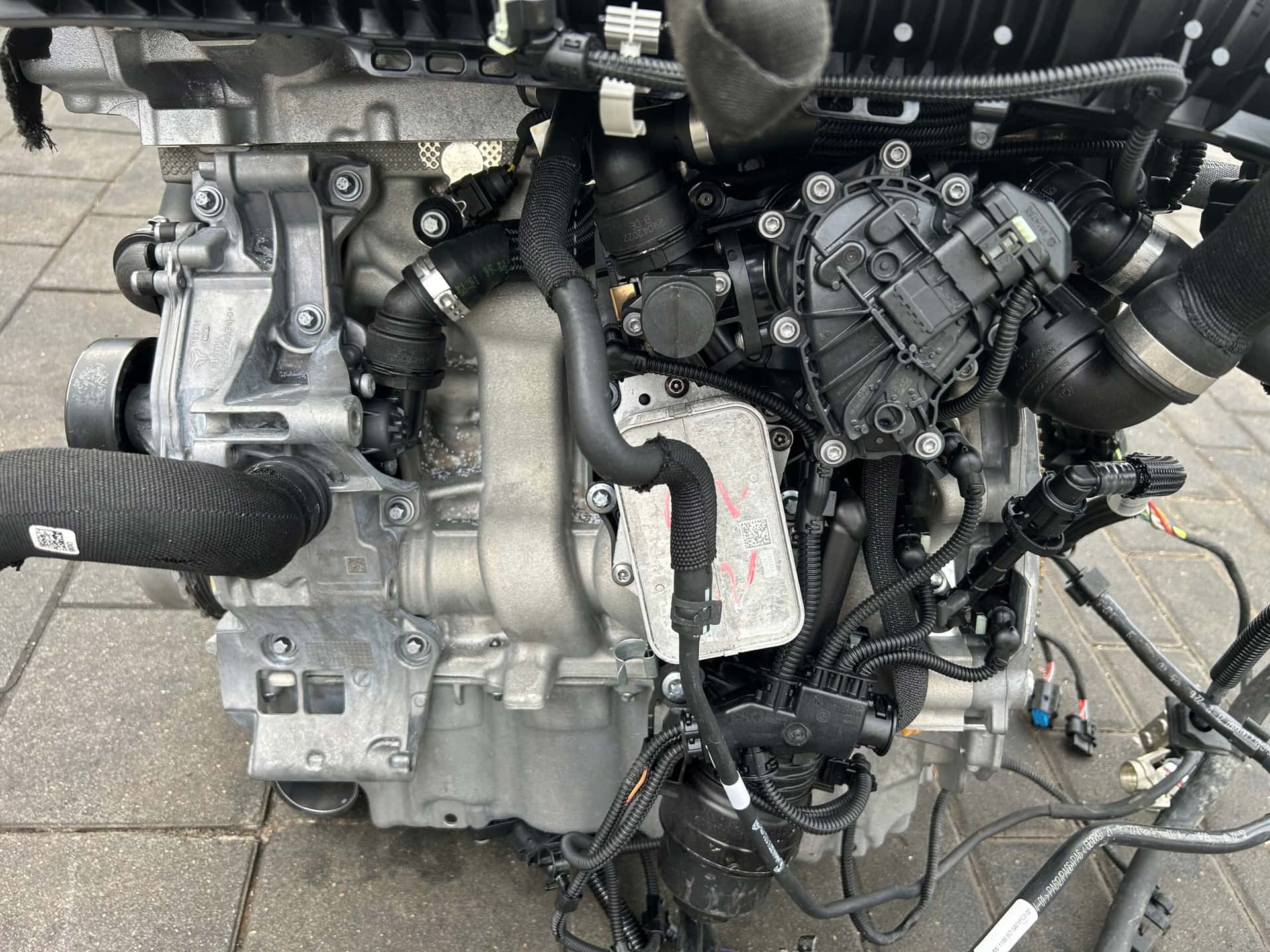Moteur B48 A20 E vue 3