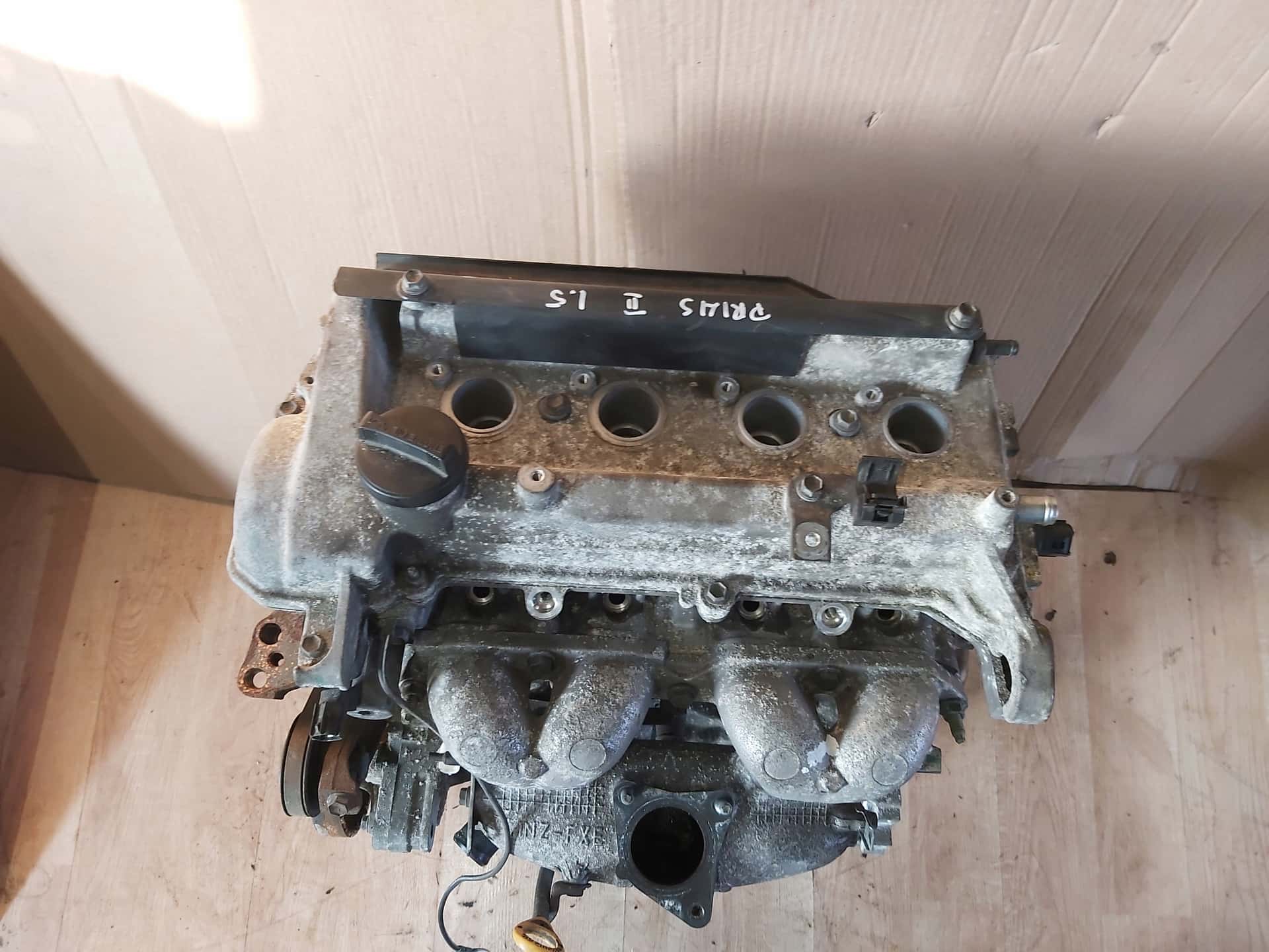 Moteur 1NZ-FXE vue 3