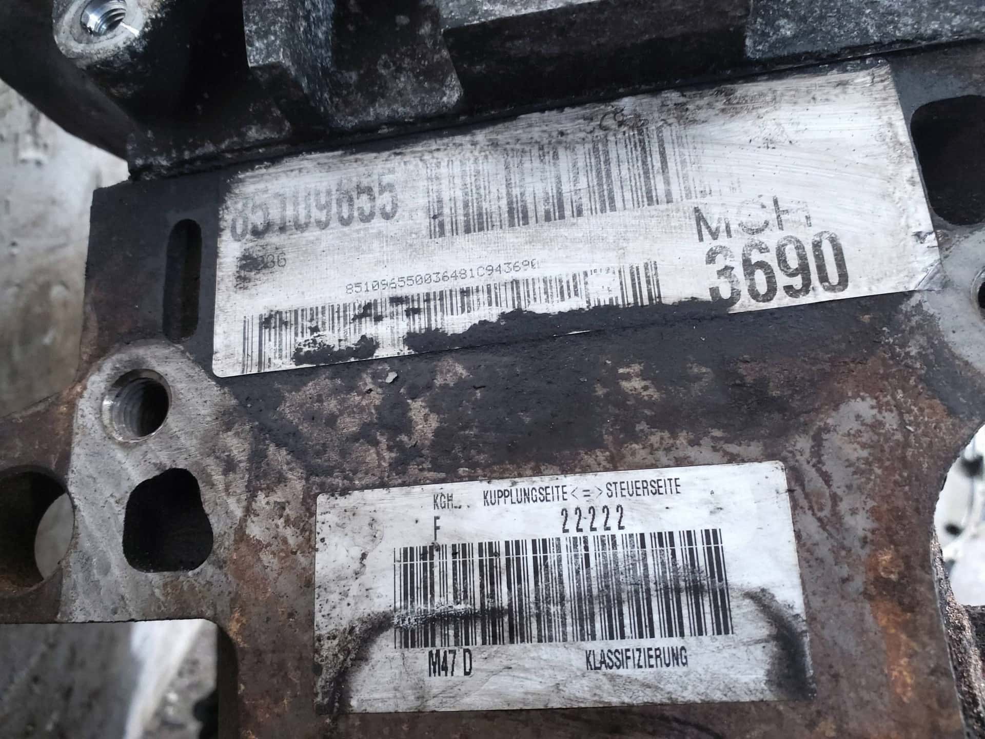Moteur M47 D20 (204D1) vue 3