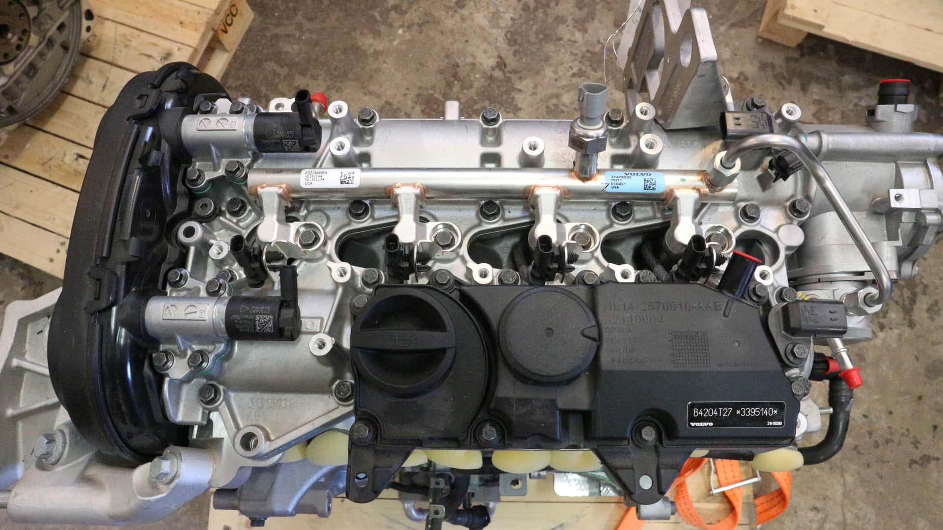 Moteur B 4204 T27 vue 3