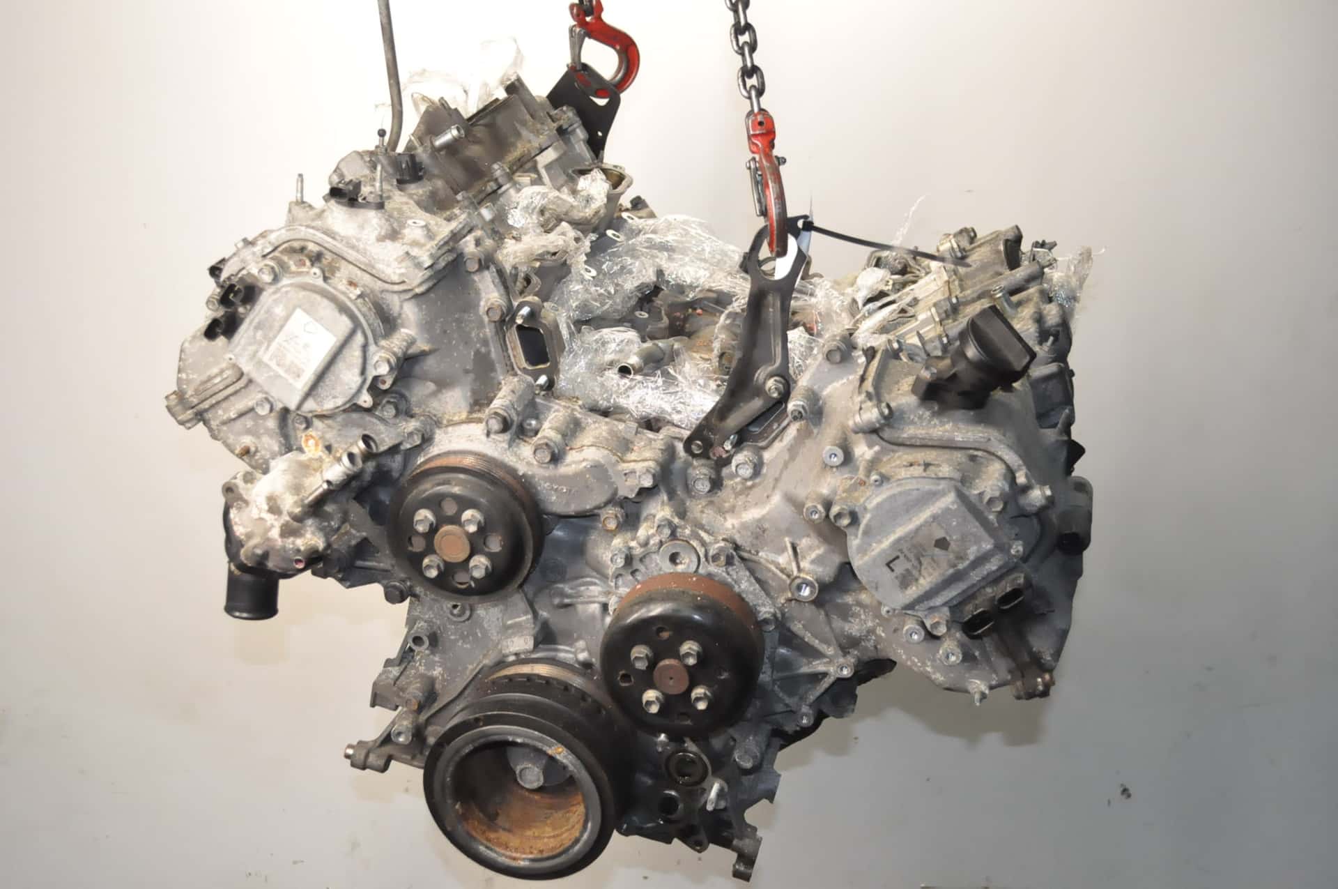 Moteur 2UR-GSE vue 2