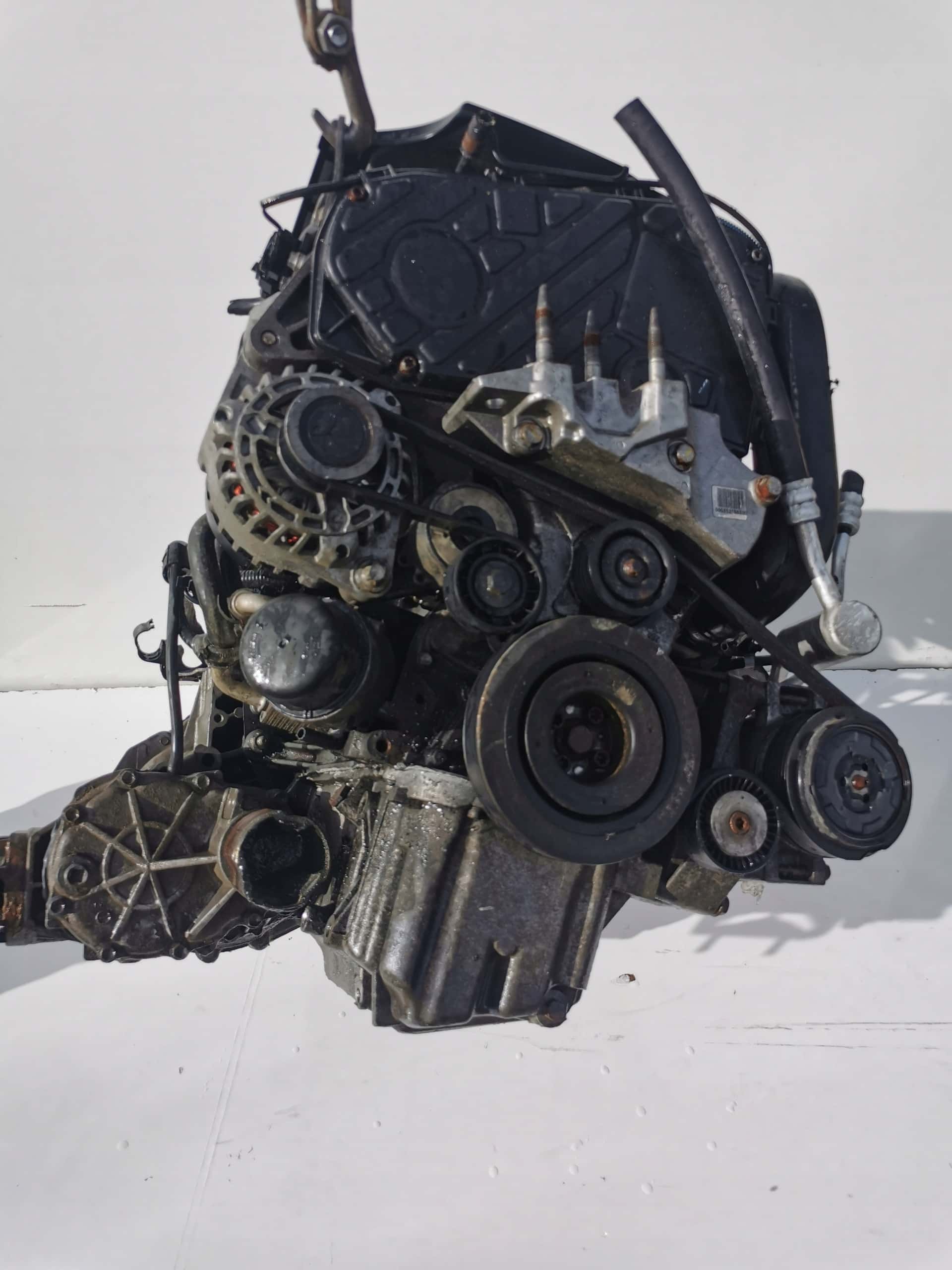 Moteur D19AA vue 5