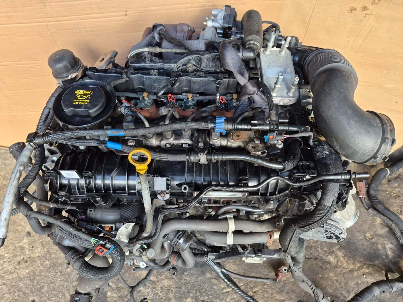 Moteur 204DTD(AJ20D4) vue 4