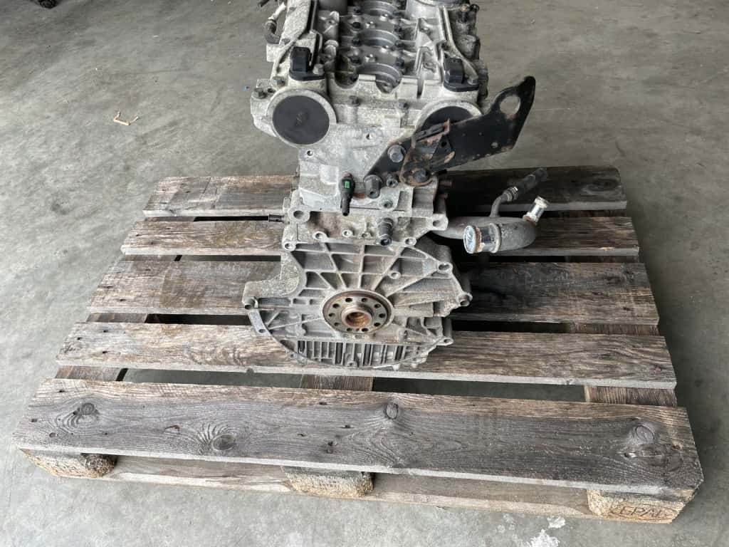 Moteur B 5254 T3 vue 3