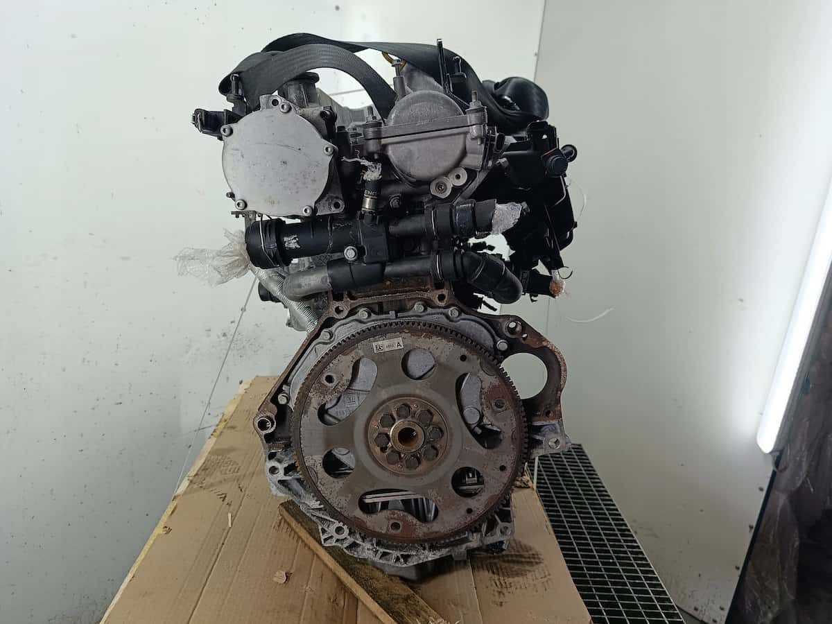 Moteur D 16 SHT vue 3