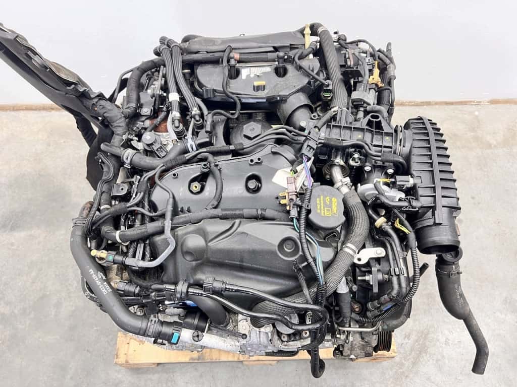 Moteur 306DT(AJTDV6) vue 5