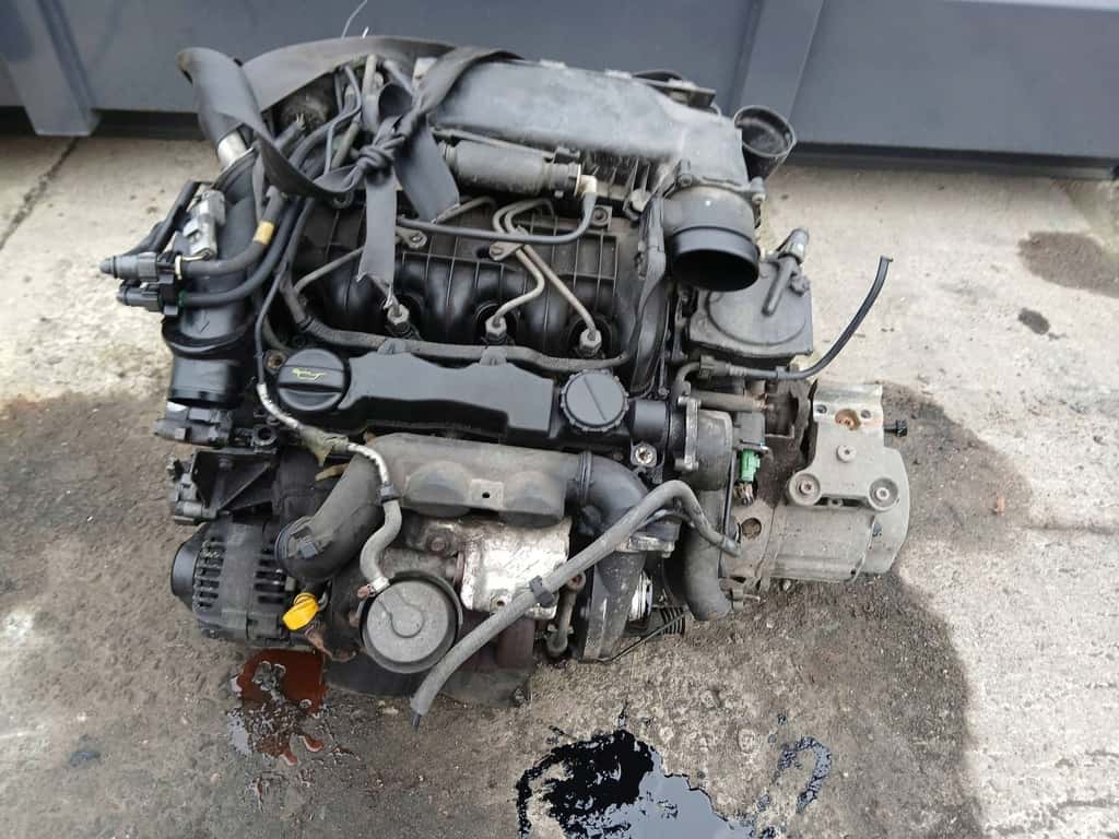 Moteur 8HY (DV4TED4) vue 2