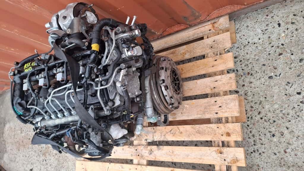 Moteur 4N13 vue 3