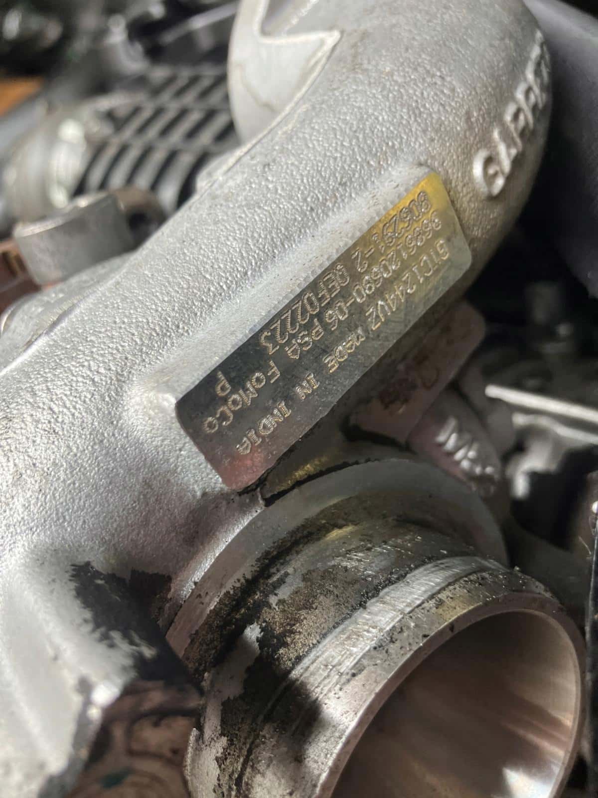 Moteur 9HC (DV6C) vue 5