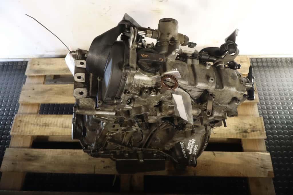 Moteur CBZA vue 4