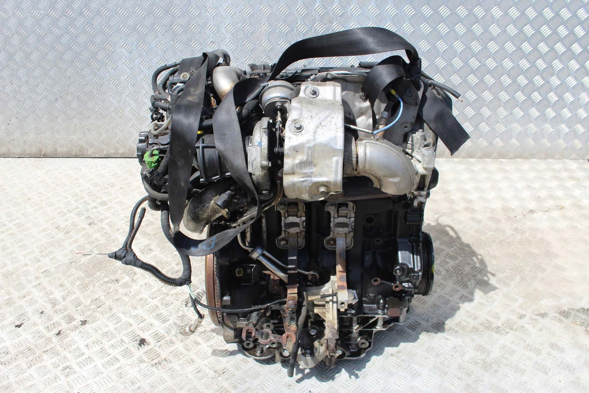 Moteur M9R 815 vue 3