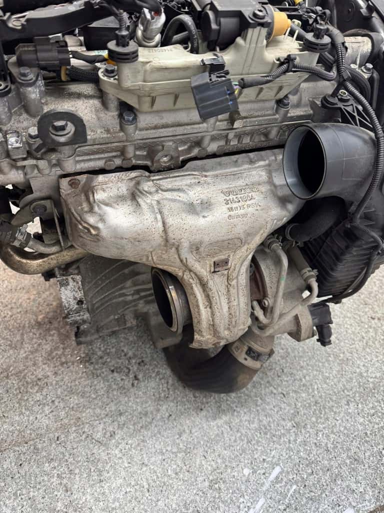 Moteur B 4204 T37 vue 5
