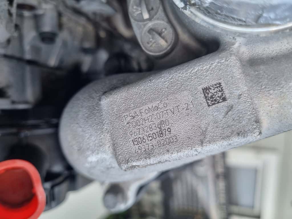 Moteur 9HM (DV6UC) vue 5