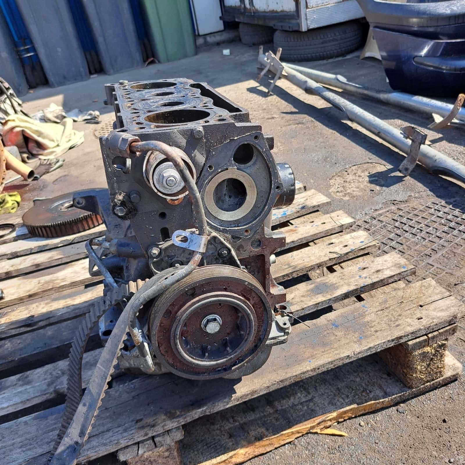 Moteur 8140.67.2500 vue 3
