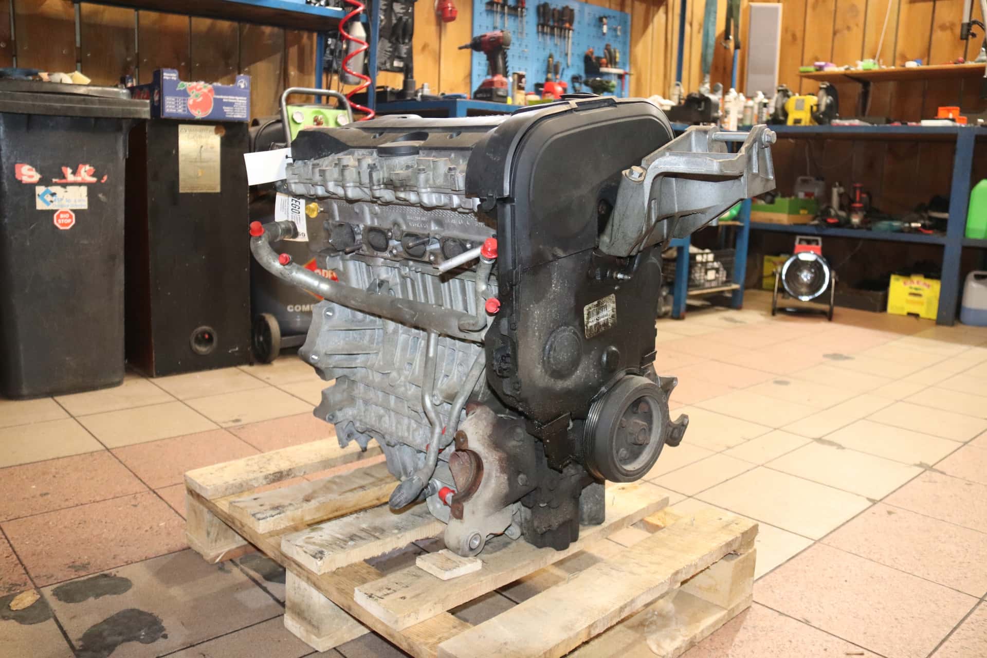 Moteur B 5254 T6 vue 3