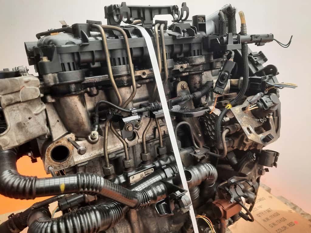 Moteur 9HZ (DV6TED4) vue 2