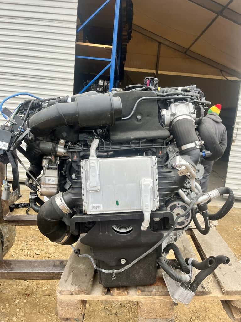 Moteur 204DTY vue 3