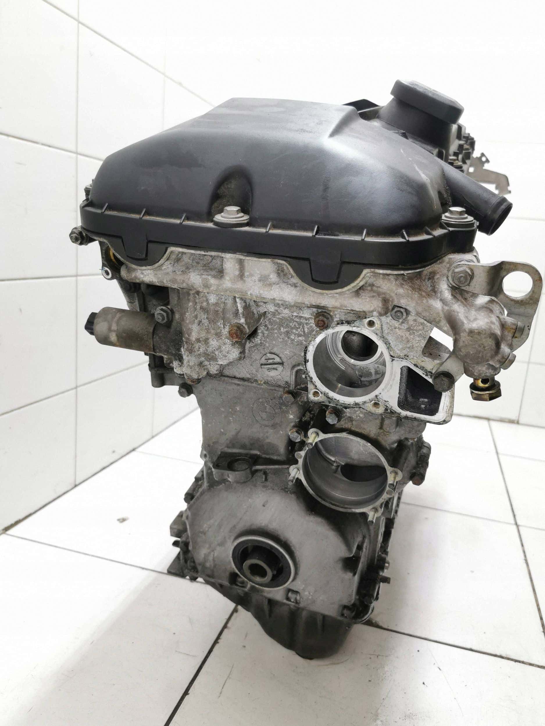 Moteur M52 B20 (206S4) vue 3